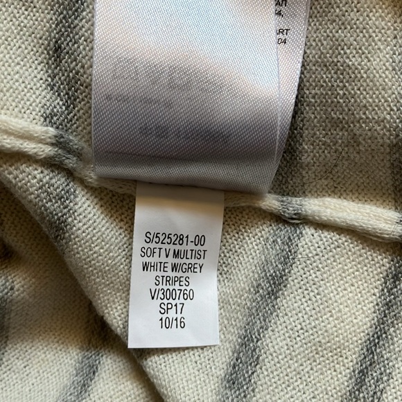 White and Grey Low Scoop Neck Sweater - Picture 11 of 11